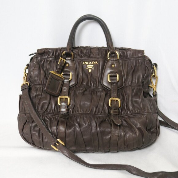 Prada Nero Nappa Gaufre Large Leather Bag with luggage tag and strap - Picture 1 of 15